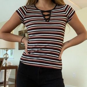Striped ribbed T-shirt with crisscross V-neck detail in perfect condition
